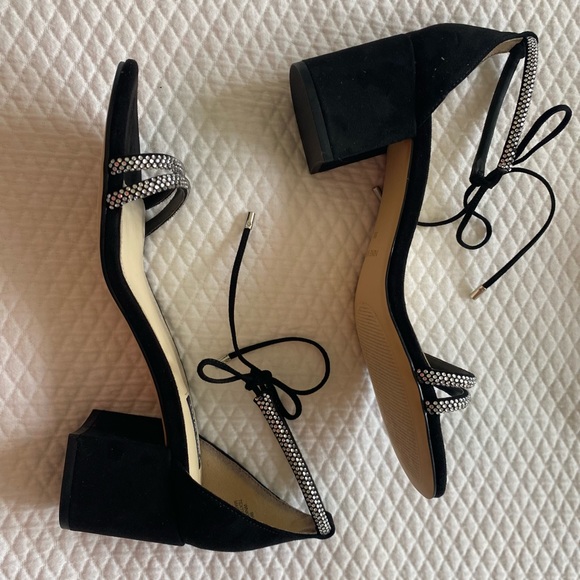 Nine West women’s Keiko block heel sandals, size 9M in black - Picture 2 of 5